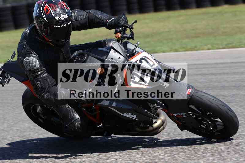 /43 08.08.2025 Discover the Bike ADR/Race 3 rot/72